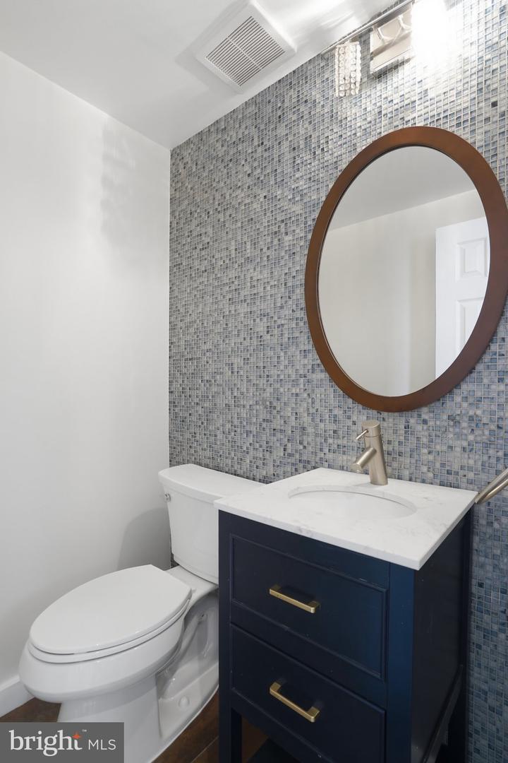 11322 Dockside Cir Property Photo 35