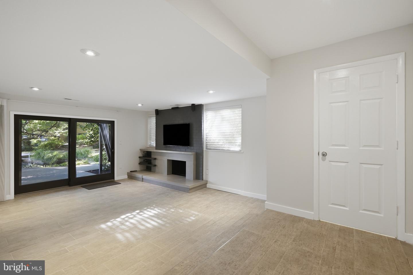 11322 Dockside Cir Property Photo 36