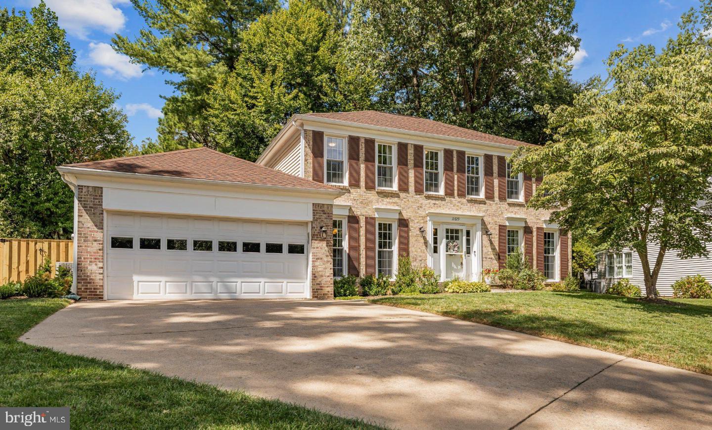 10729 Shingle Oak Ct Property Photo 1
