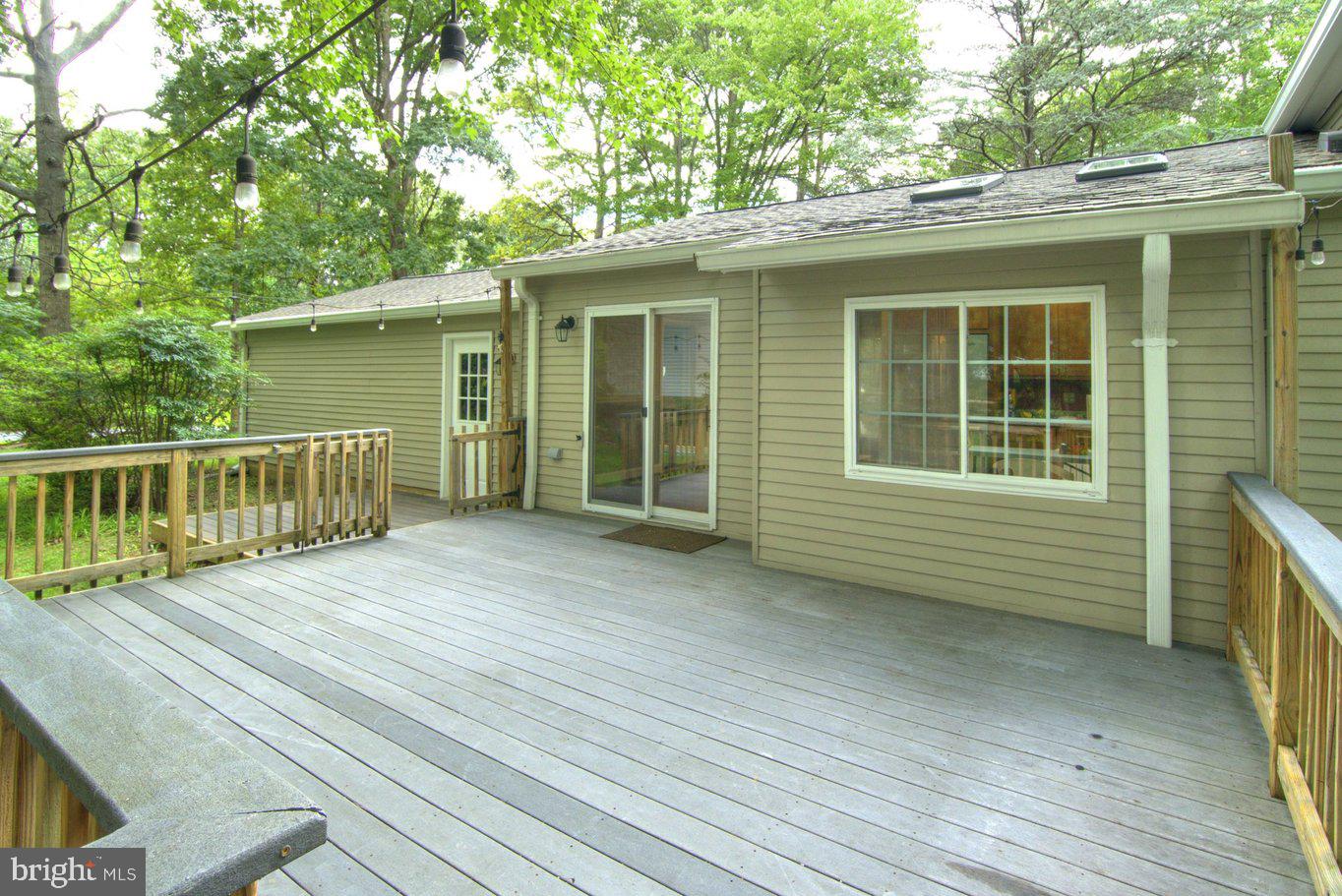 2405 Earlsgate Ct Property Photo 13