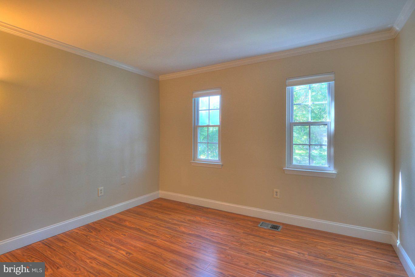 2405 Earlsgate Ct Property Photo 24
