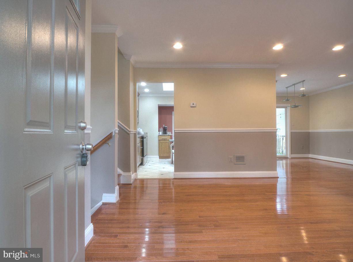 2405 Earlsgate Ct Property Photo 26