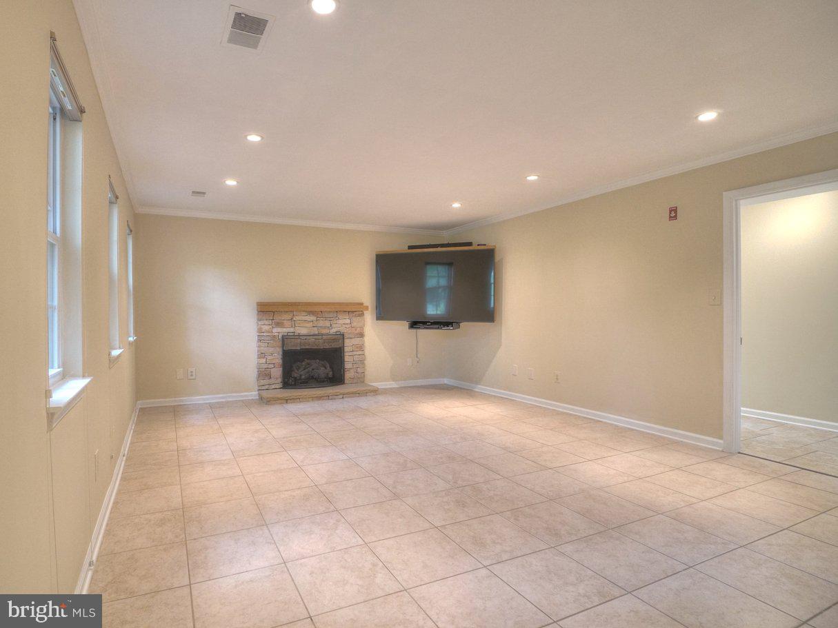 2405 Earlsgate Ct Property Photo 48