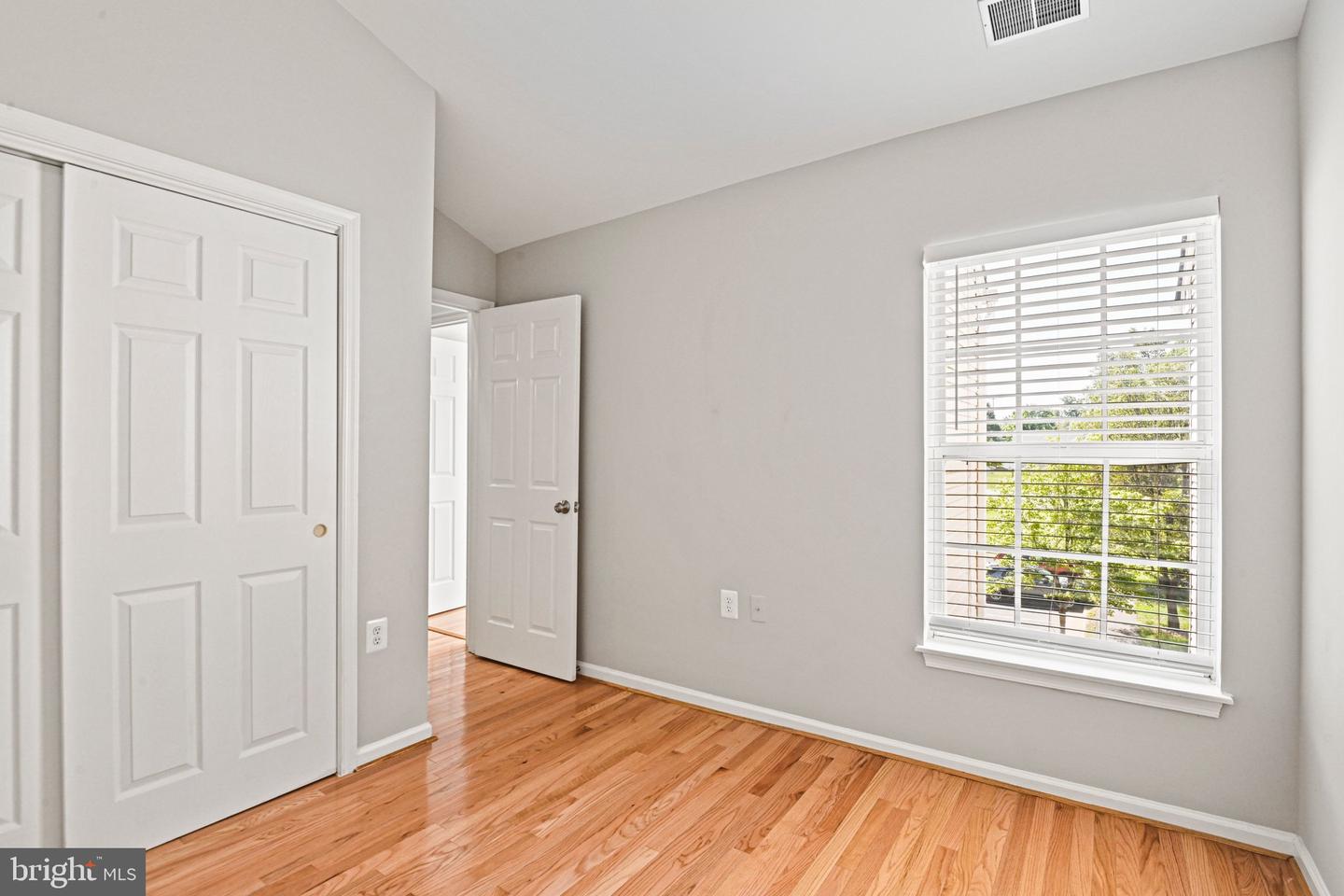 13102 Forest Mist Ln Property Photo 25