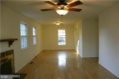 4205 Kincaid Ct Property Photo 2