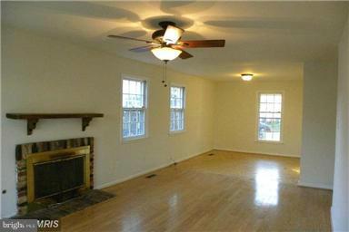 4205 Kincaid Ct Property Photo 3