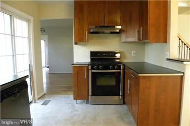 4205 Kincaid Ct Property Photo 8