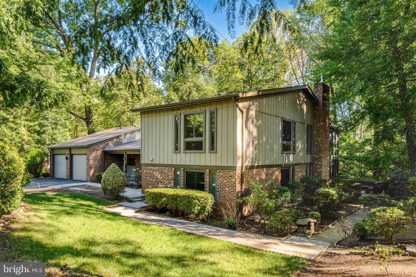 9022 Trailridge Ct Property Photo 1