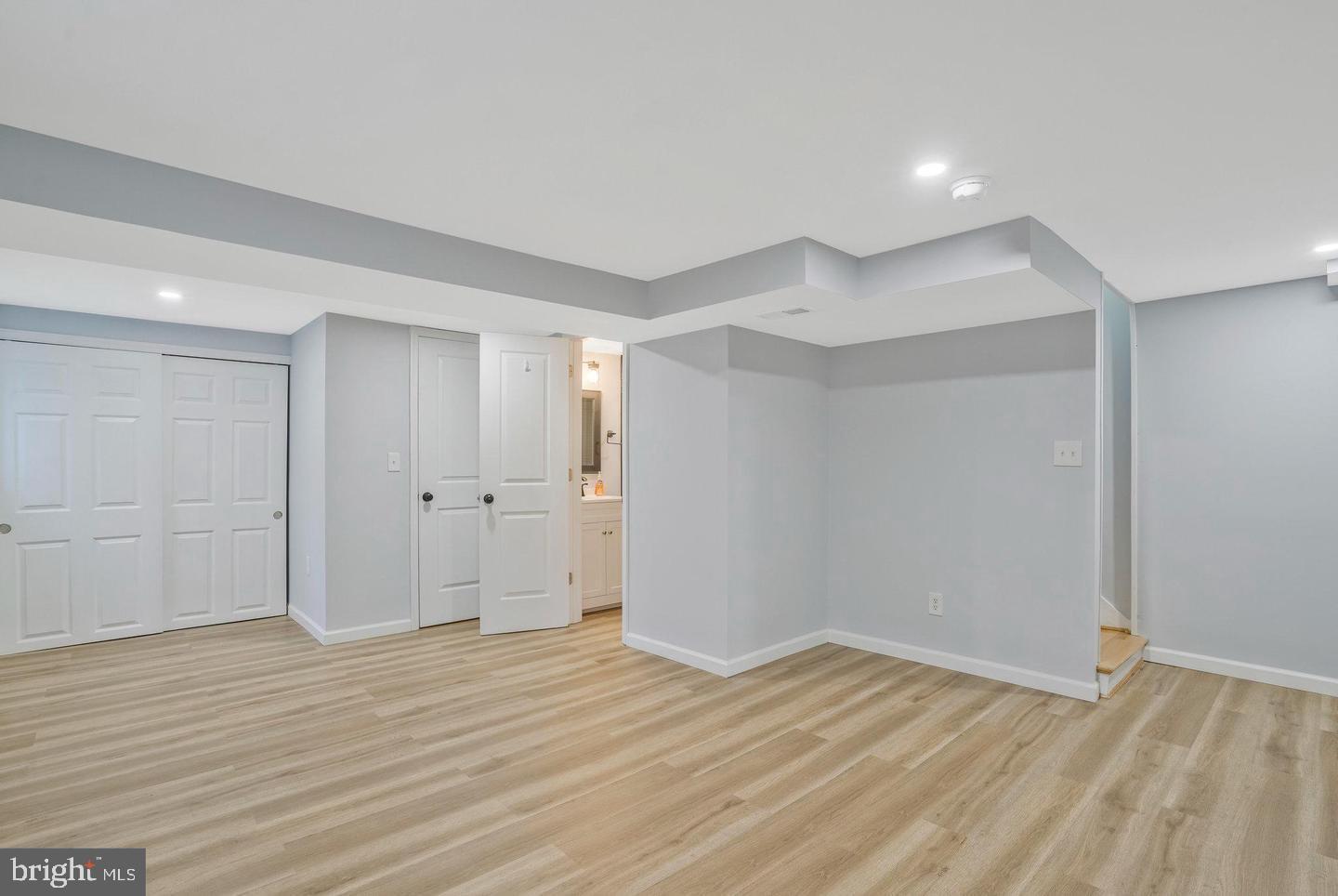 5758 Biscayne Dr Property Photo 32