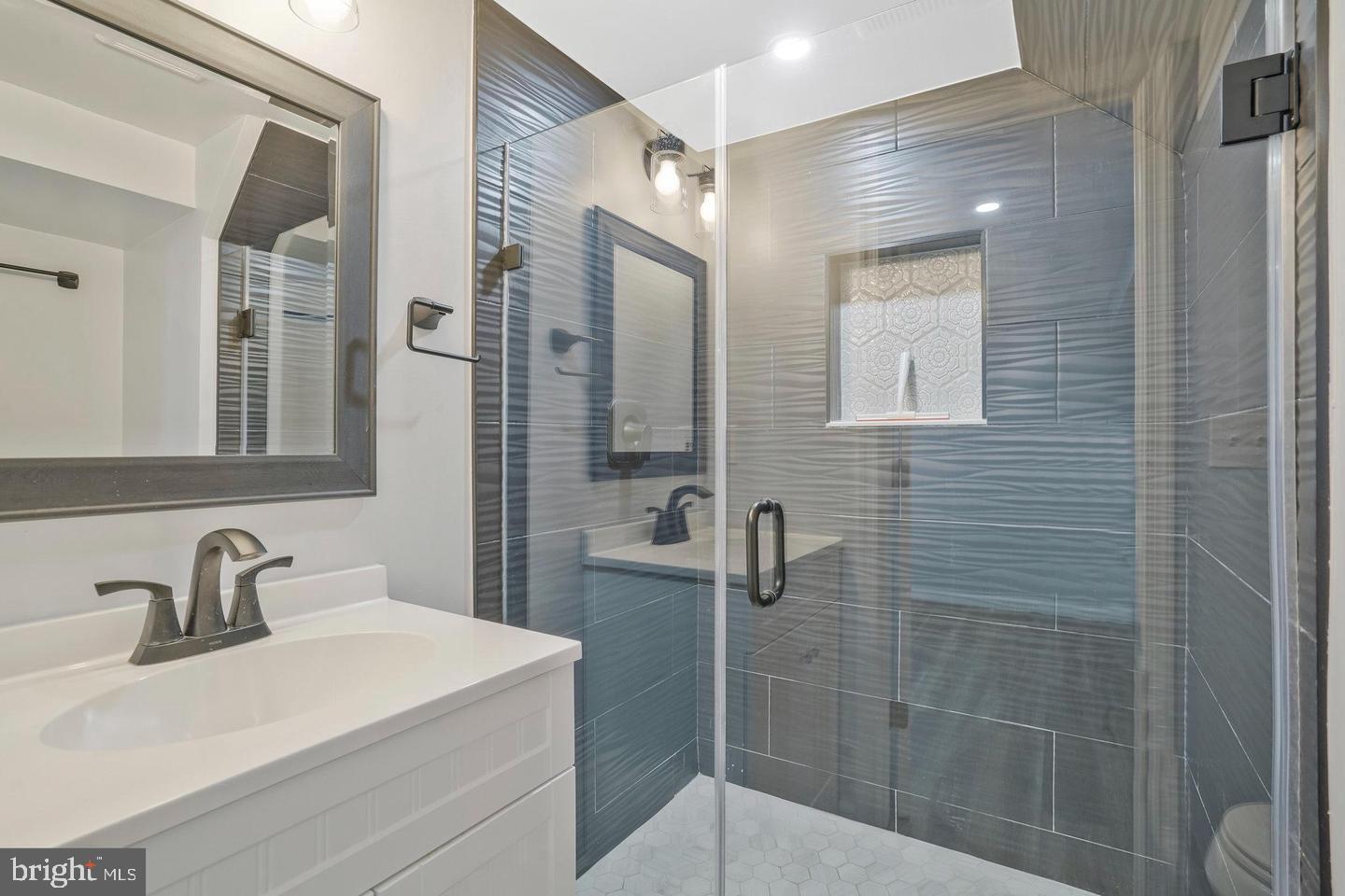 5758 Biscayne Dr Property Photo 34