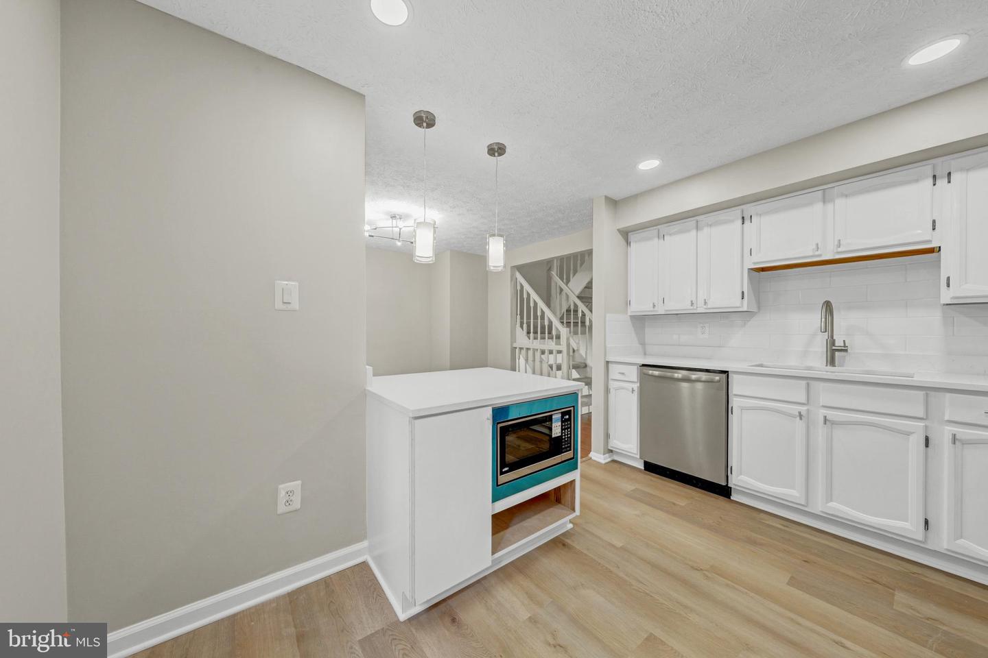 8031 Tyson Oaks Cir Property Photo 16