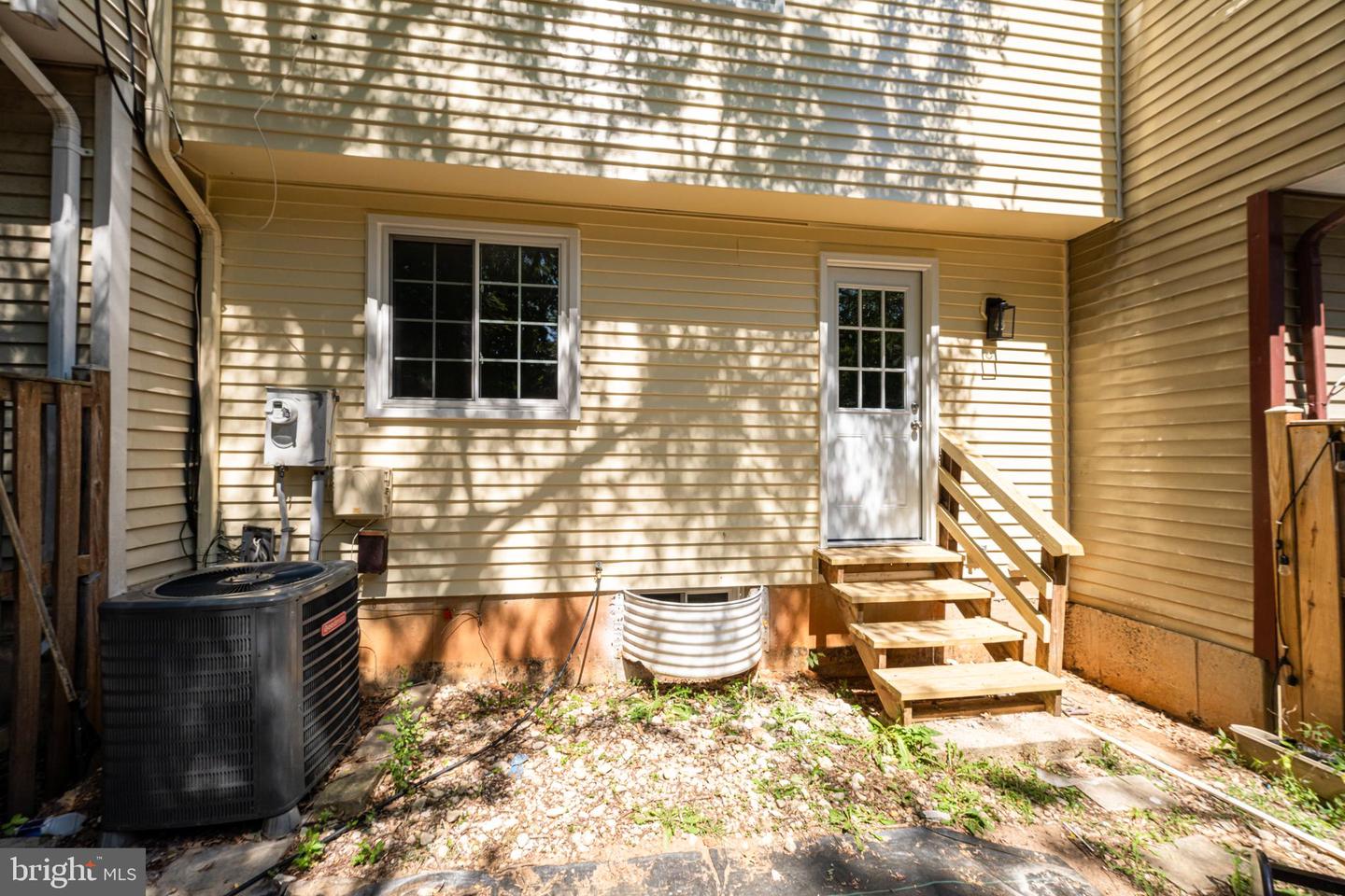 8031 Tyson Oaks Cir Property Photo 37