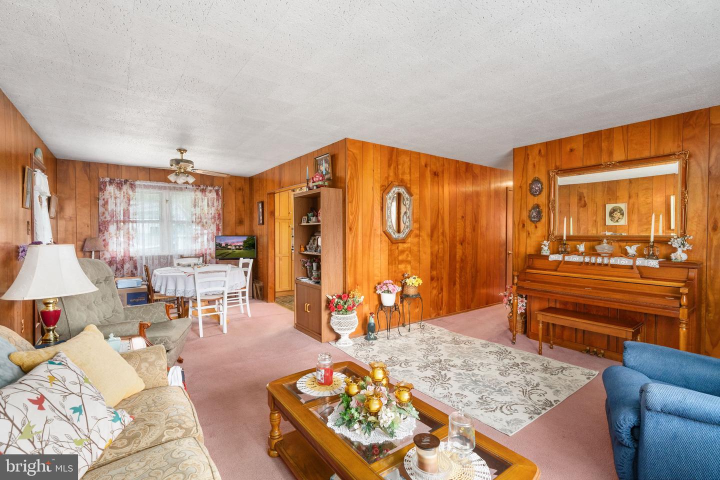 8816 Jandell Rd Property Photo 10