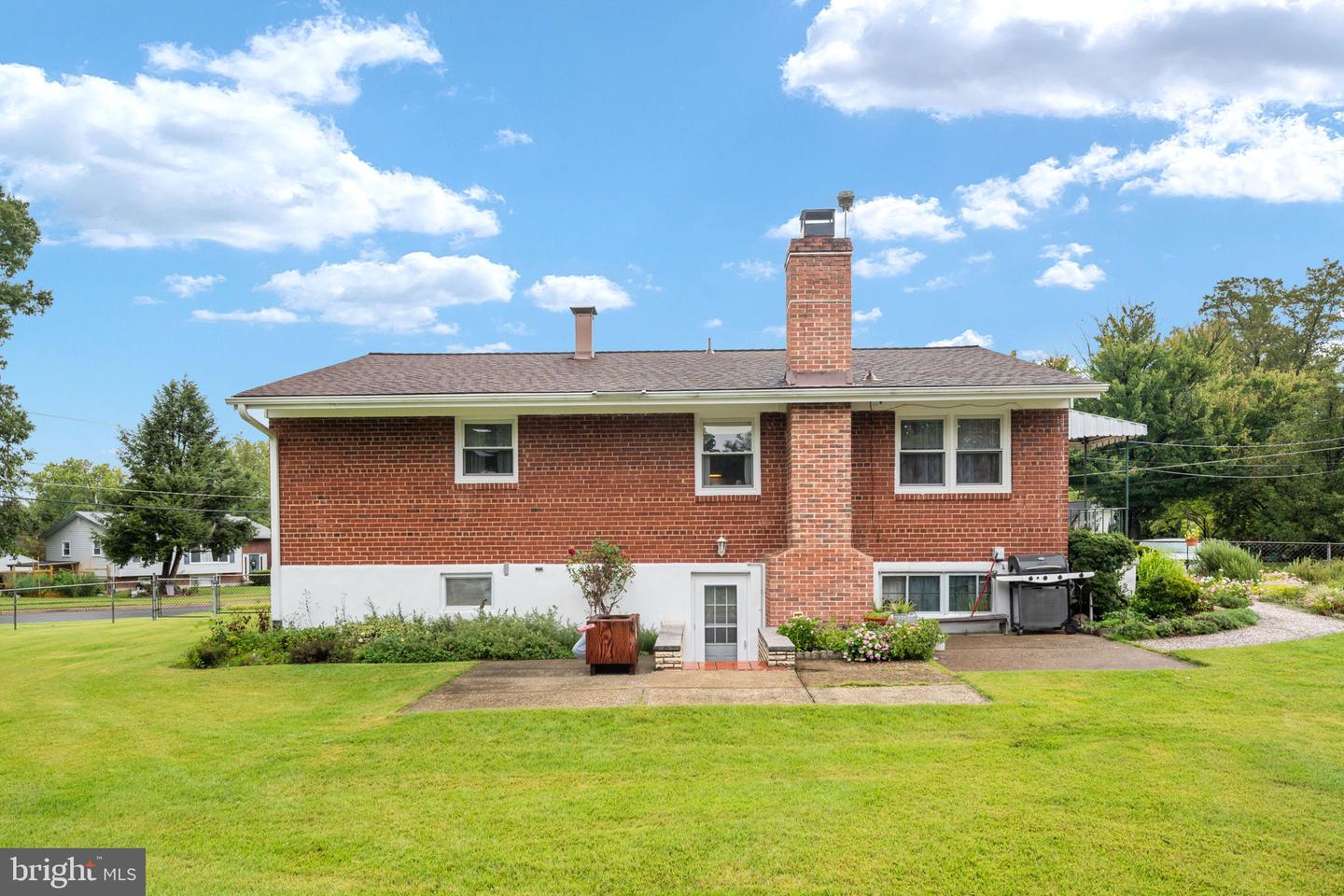 8816 Jandell Rd Property Photo 37