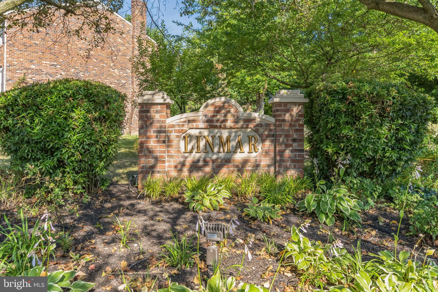 4600 Linmar Ct Property Photo 6