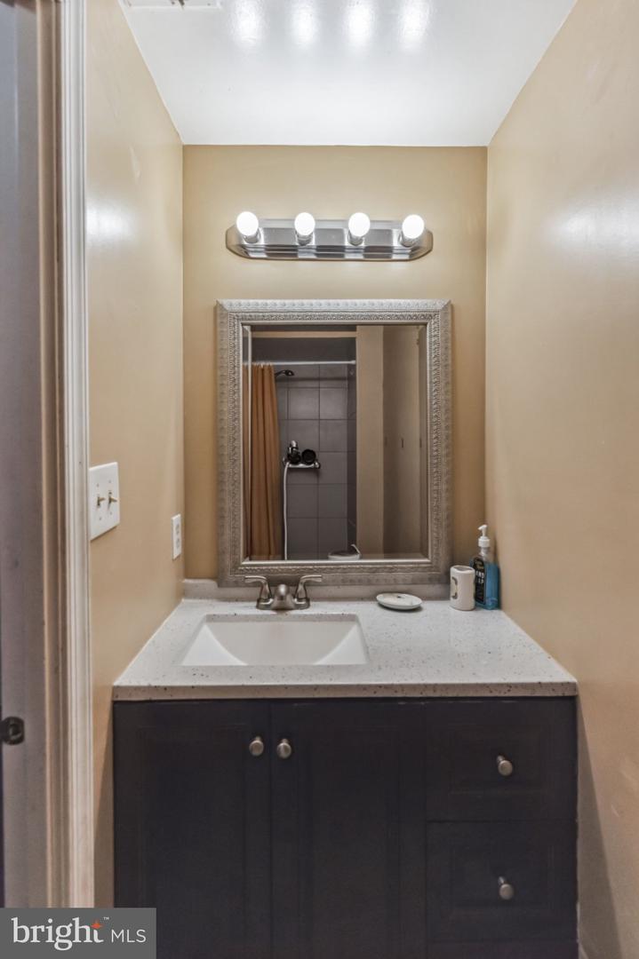 4600 Linmar Ct Property Photo 18