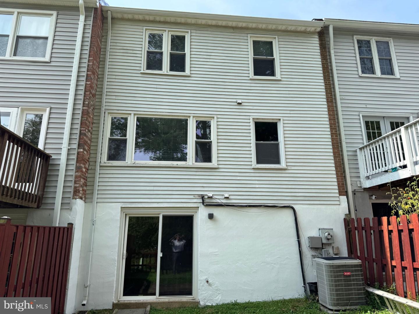 5530 Kendrick Ln Property Photo 24
