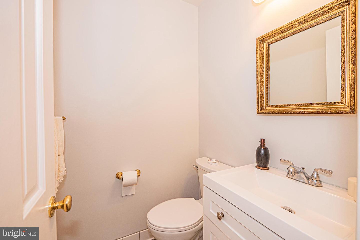 7111 Cheshire Ct Property Photo 17