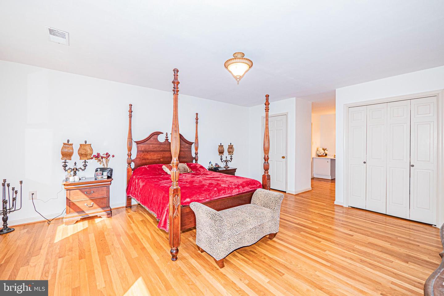7111 Cheshire Ct Property Photo 33