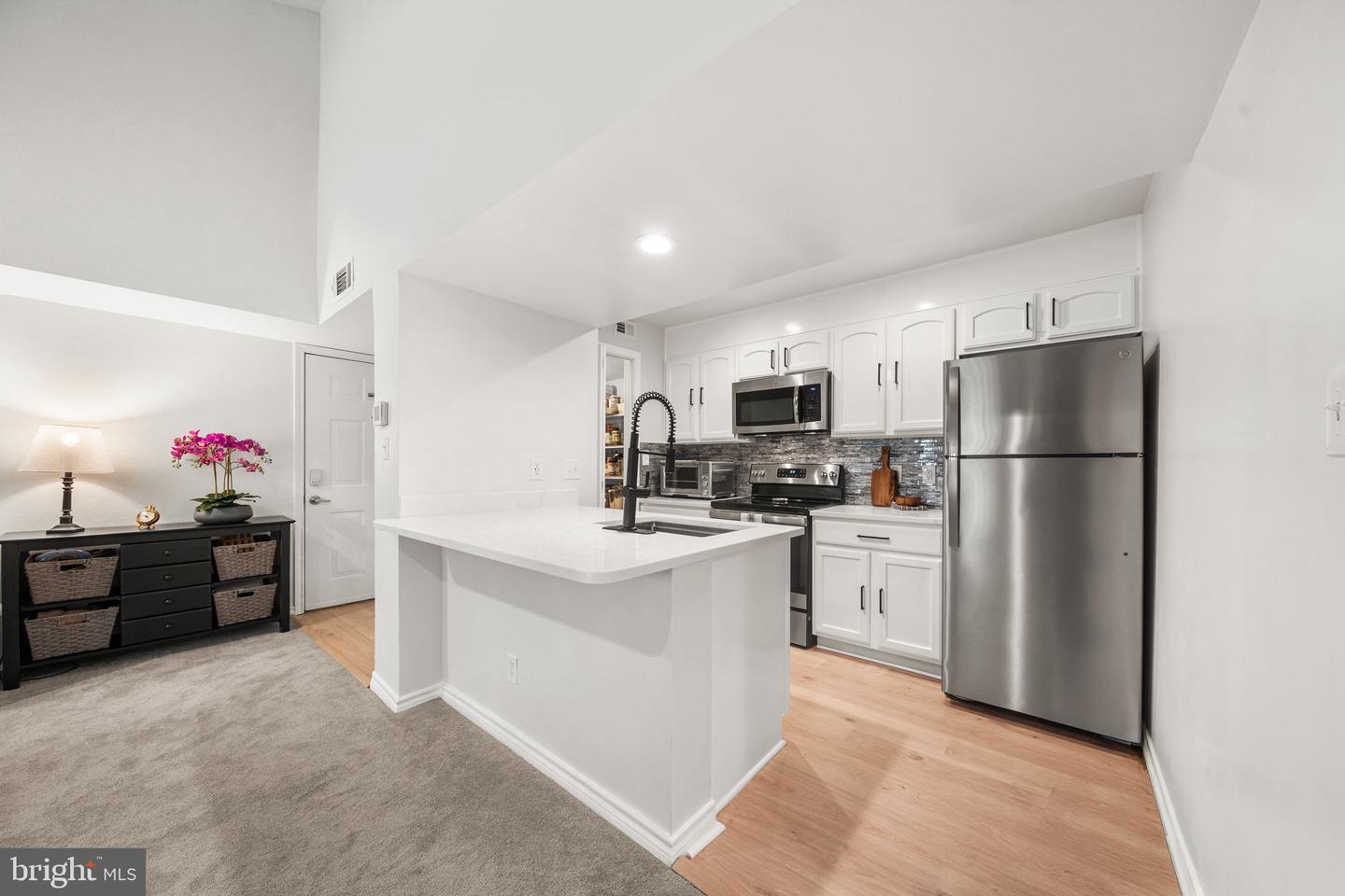 12151 Penderview Ln #2036 Property Photo 8