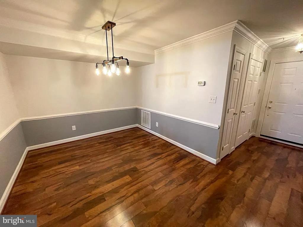 8303-C BLUEBIRD WAY #C Property Photo 1