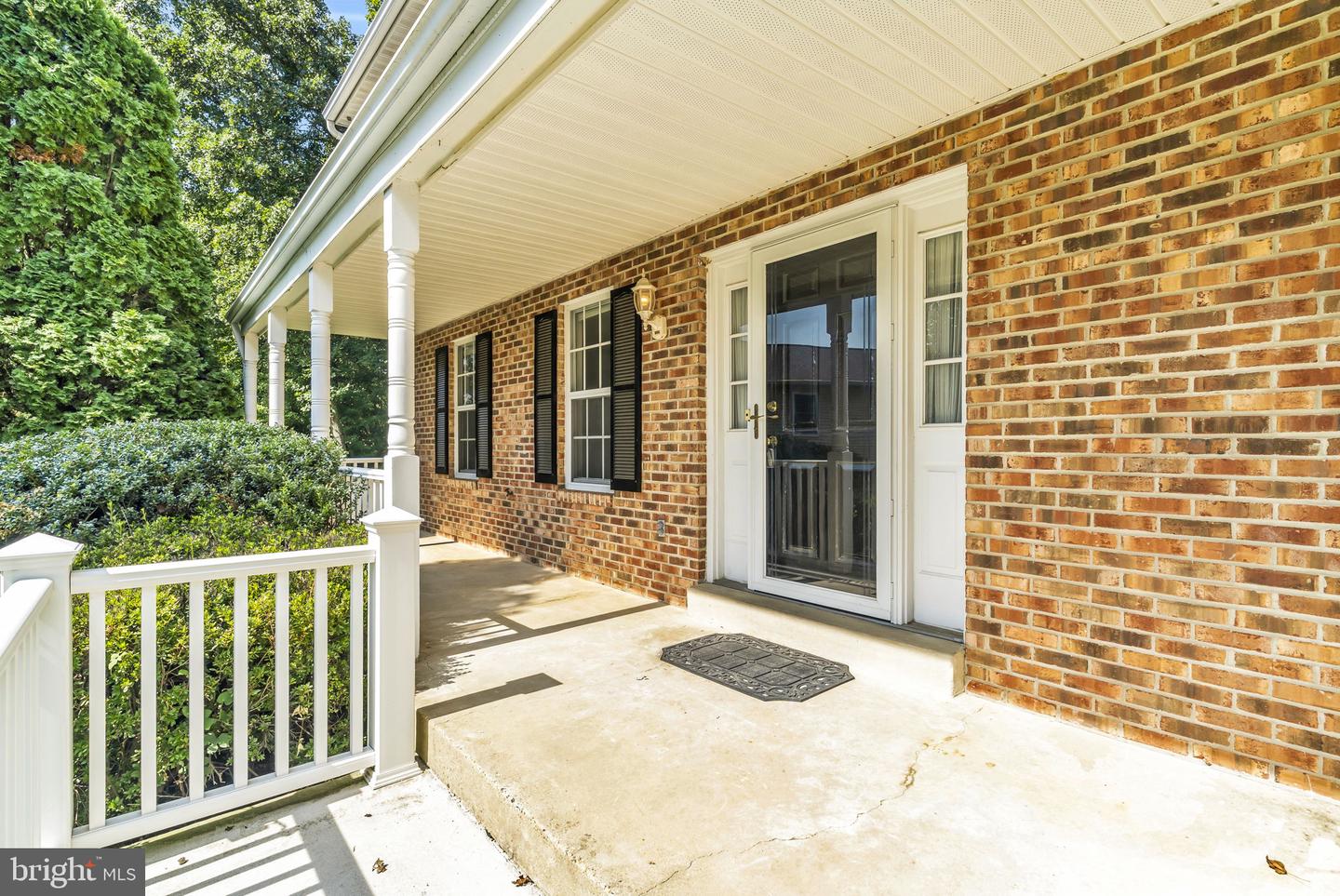 8516 Innisfree Dr Property Photo 4