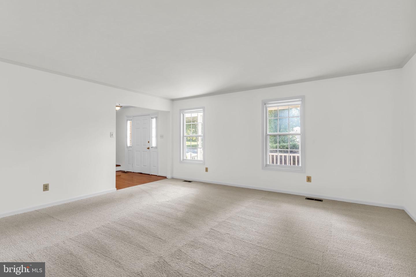 8516 Innisfree Dr Property Photo 6