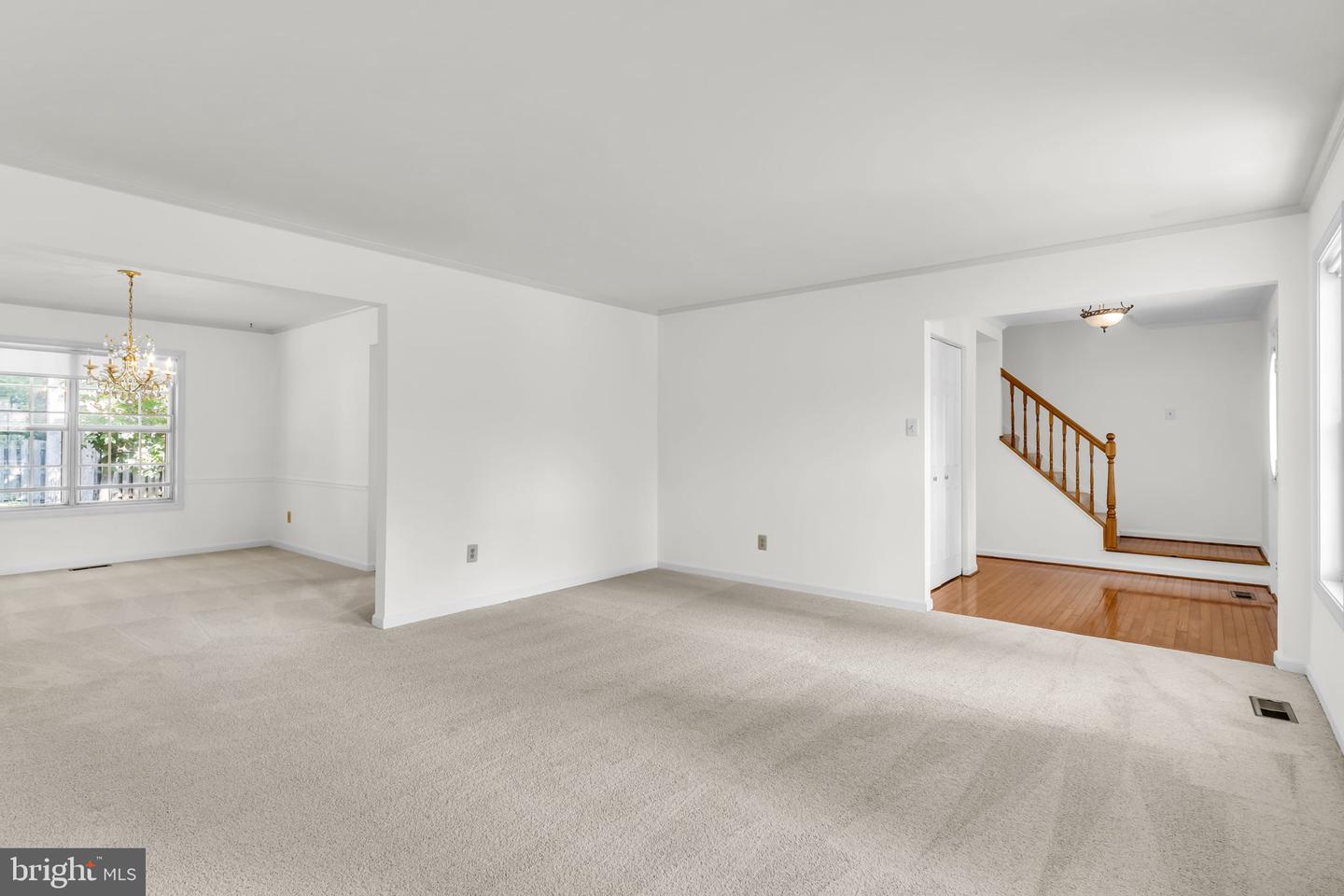 8516 Innisfree Dr Property Photo 9