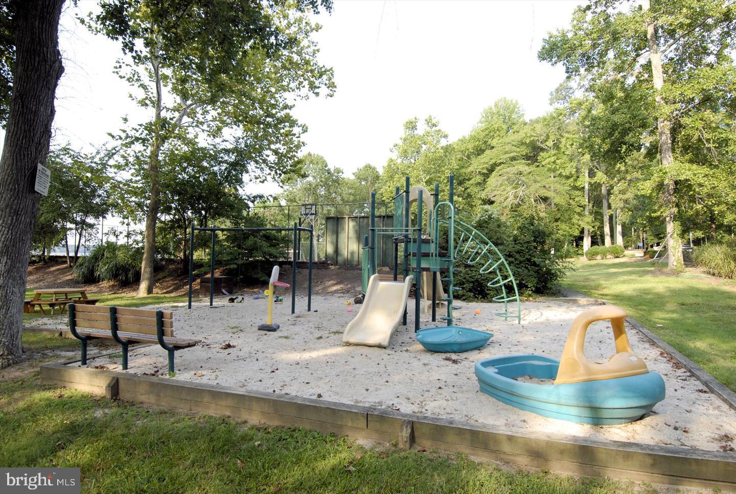 11724 River Dr Property Photo 73