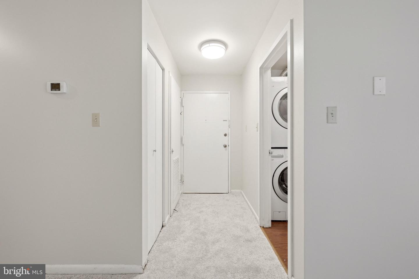 1405 Northgate Sq #32b Property Photo 6