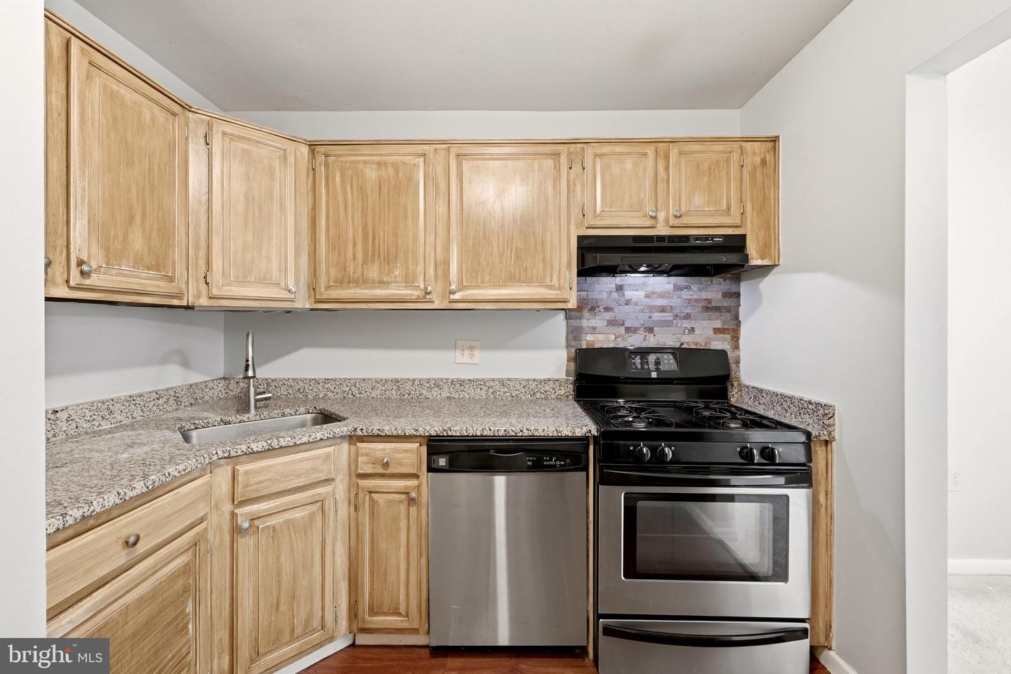 1405 Northgate Sq #32b Property Photo 13
