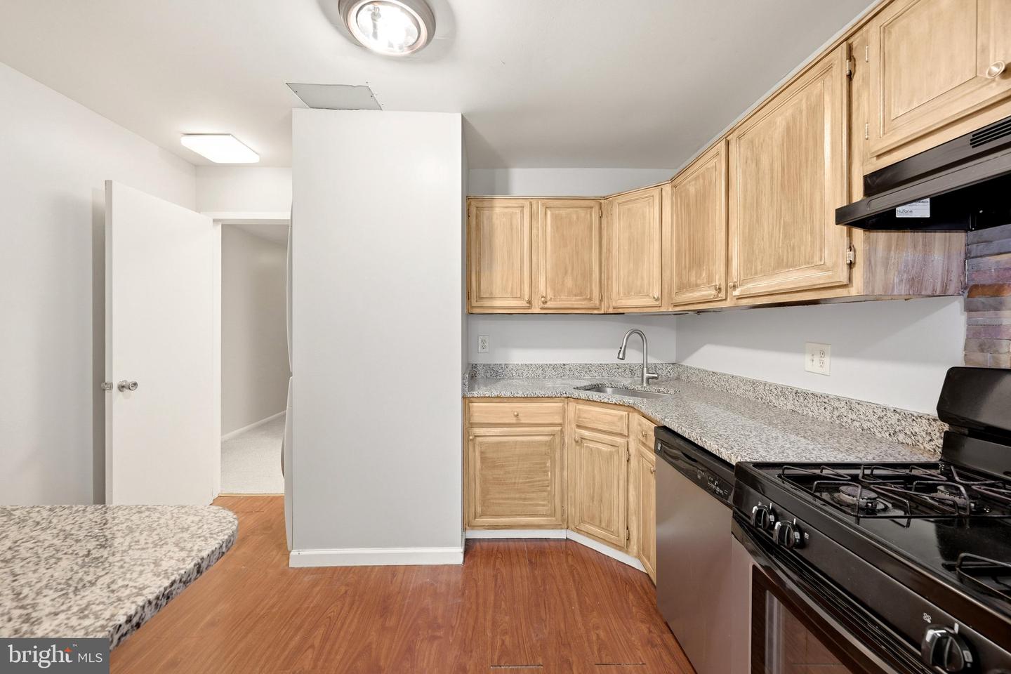 1405 Northgate Sq #32b Property Photo 15