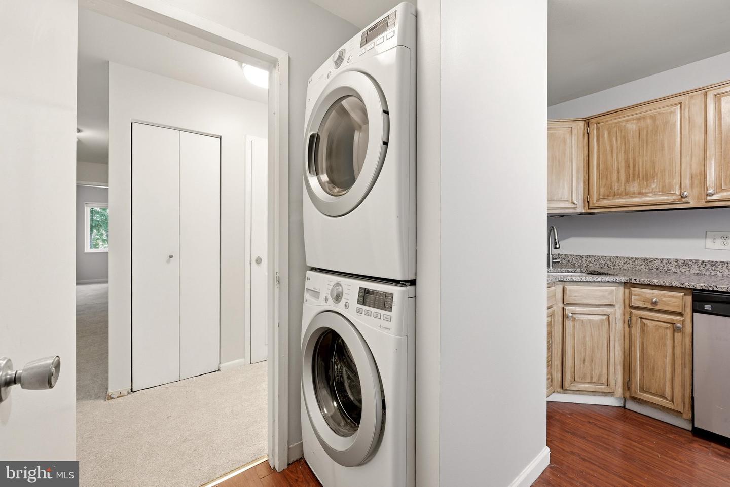 1405 Northgate Sq #32b Property Photo 16