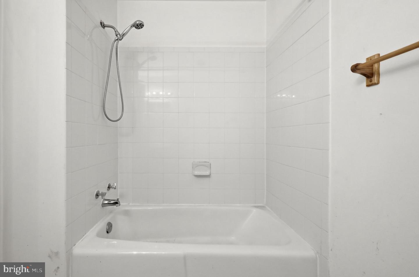 1405 Northgate Sq #32b Property Photo 18