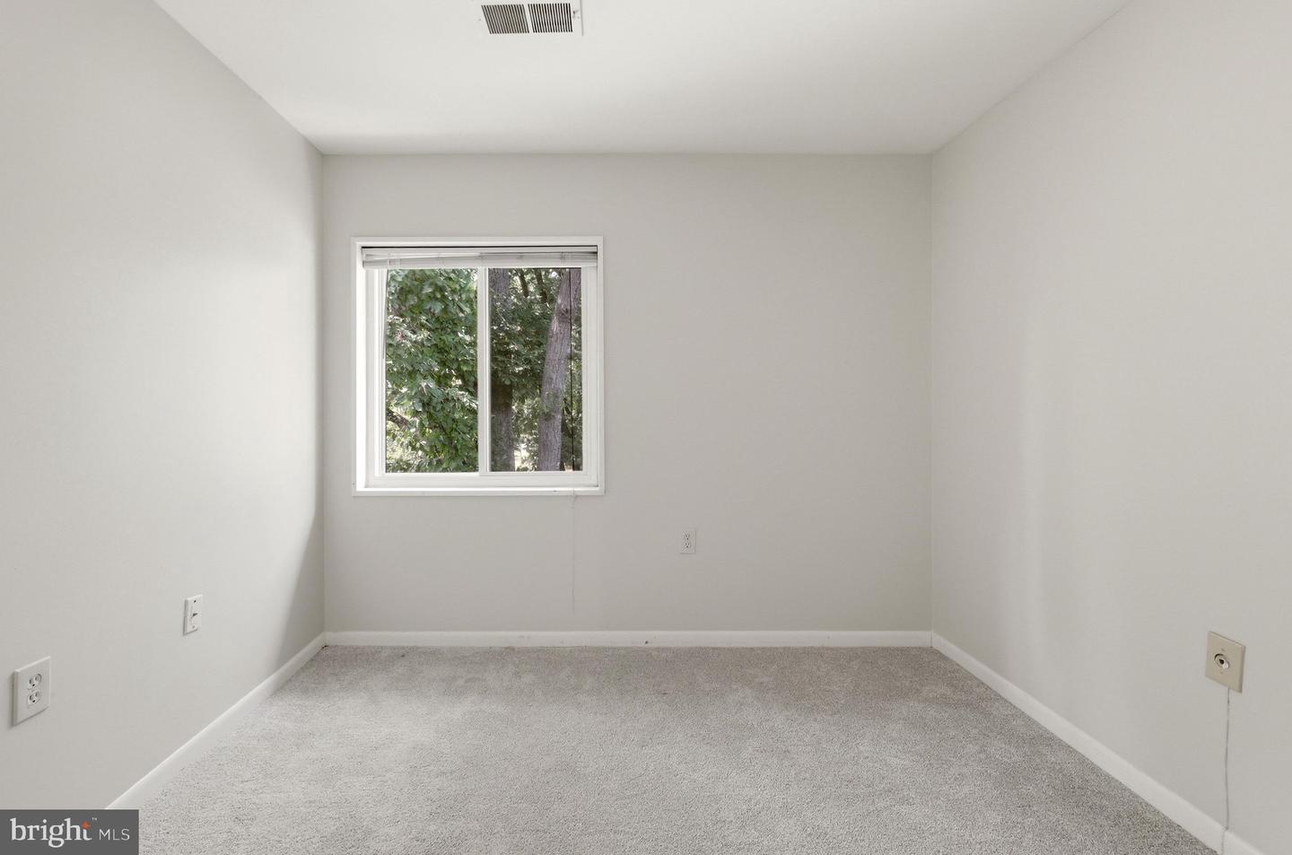 1405 Northgate Sq #32b Property Photo 19