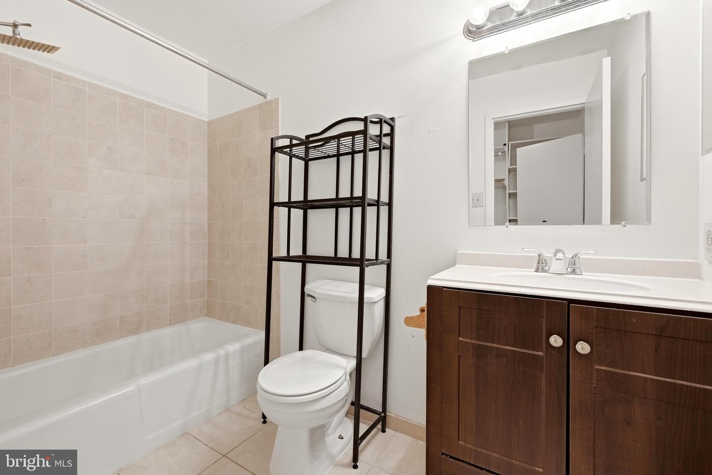 1405 Northgate Sq #32b Property Photo 22