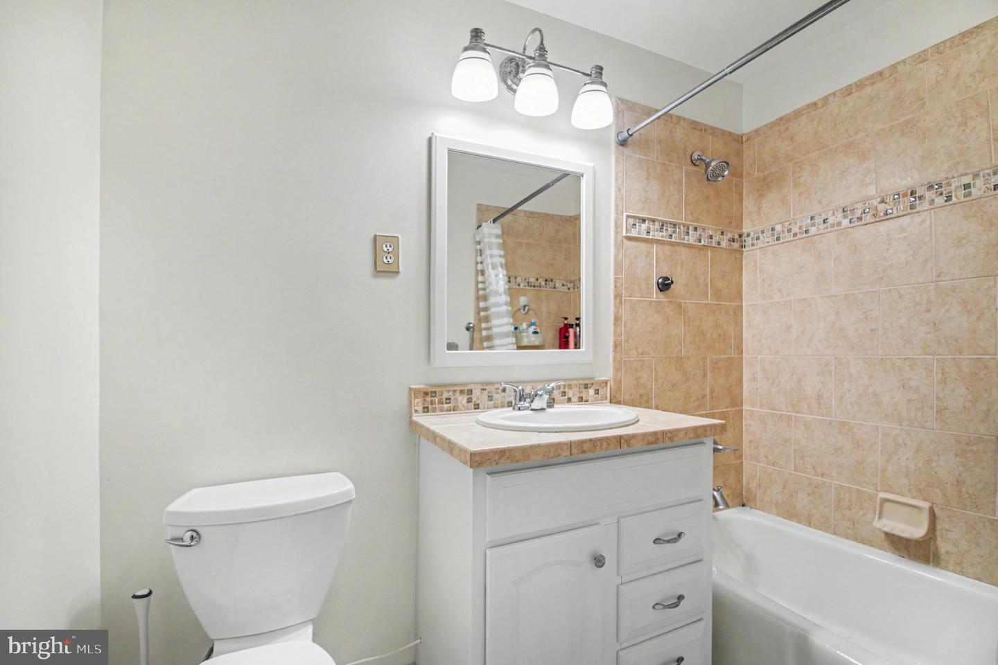 2104 Cartwright Pl Property Photo 16