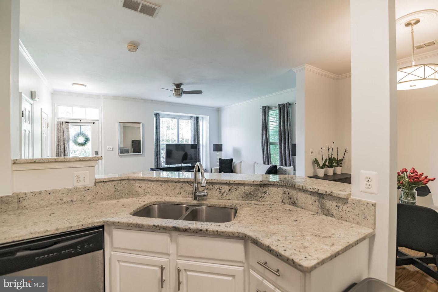 8320 Sanderling Way #40 Property Photo 10