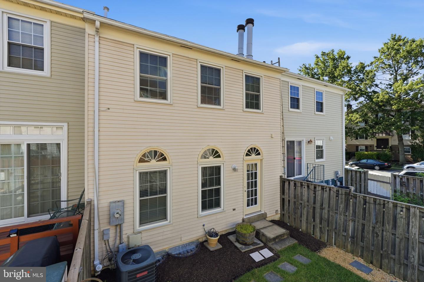 7978 Revenna Ln Property Photo 4