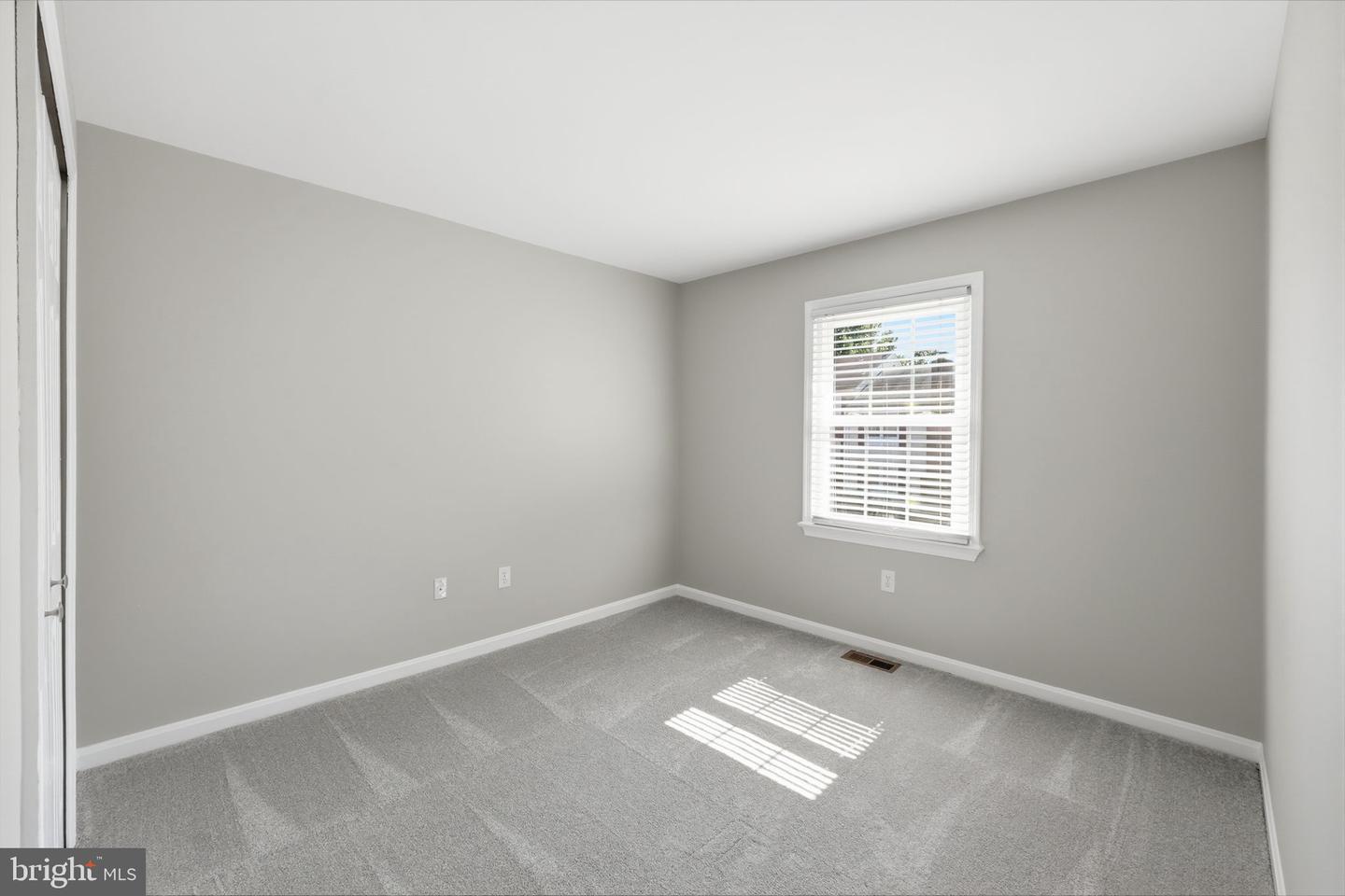7978 Revenna Ln Property Photo 18