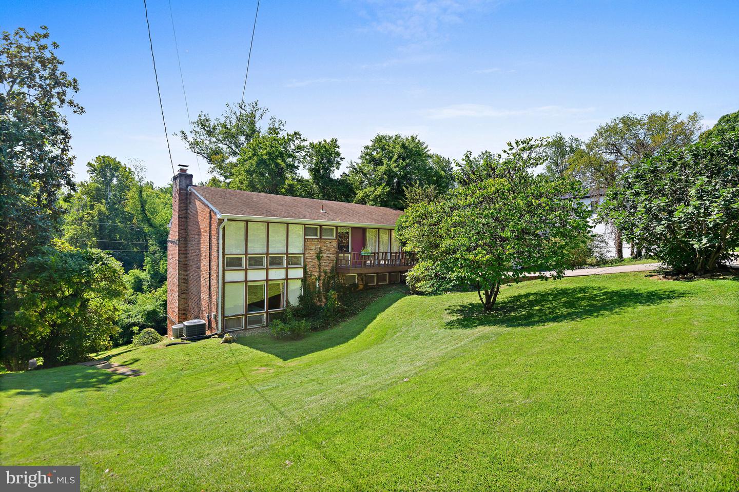 1438 Waggaman Cir Property Photo 1