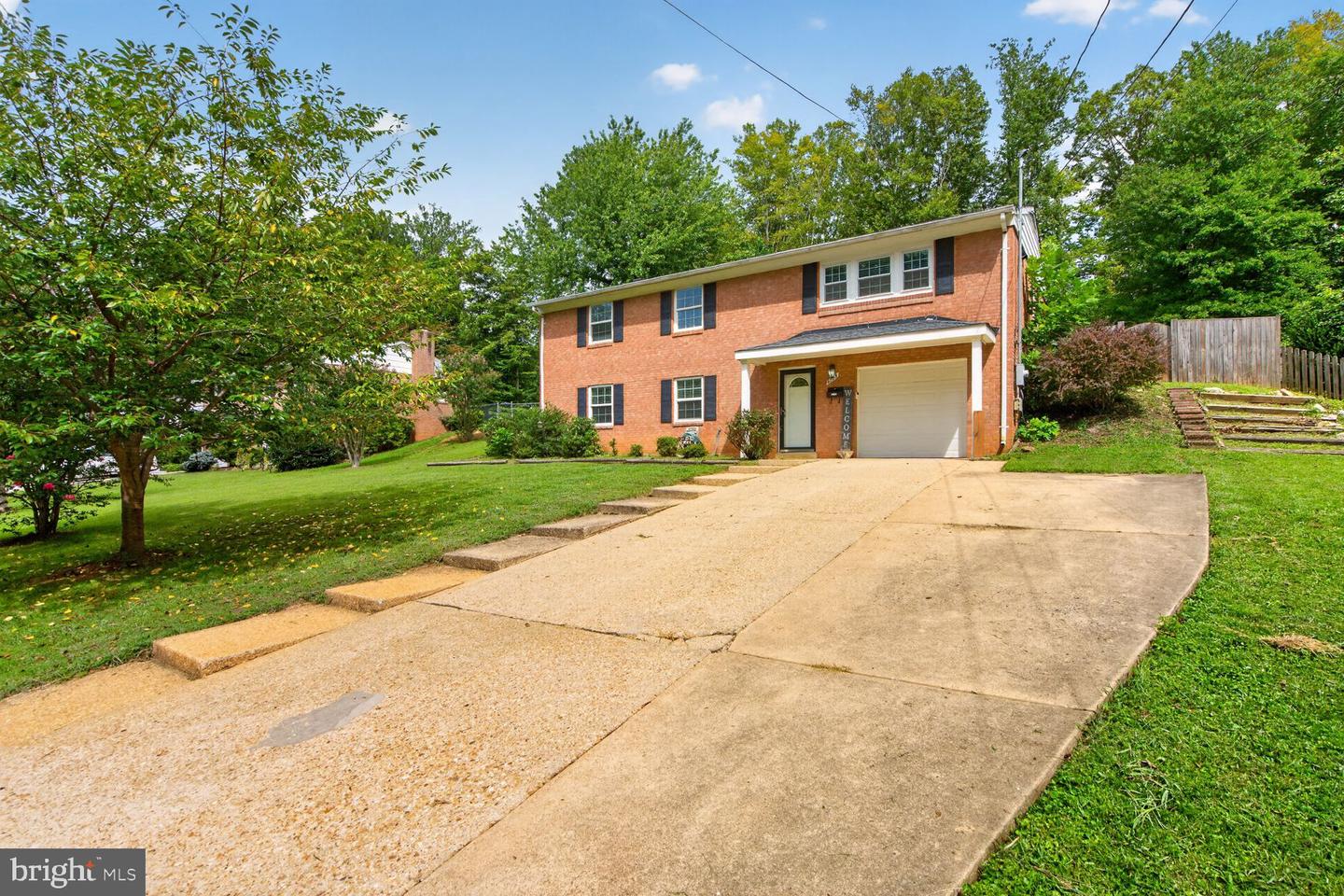 4725 Springbrook Dr Property Photo 1