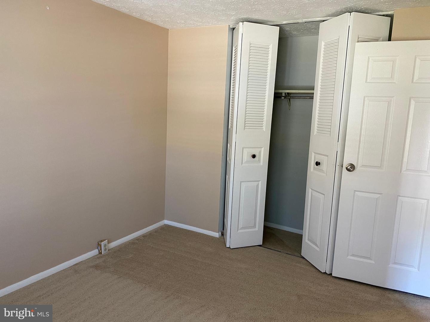 1666 Barnstead Dr Property Photo 32