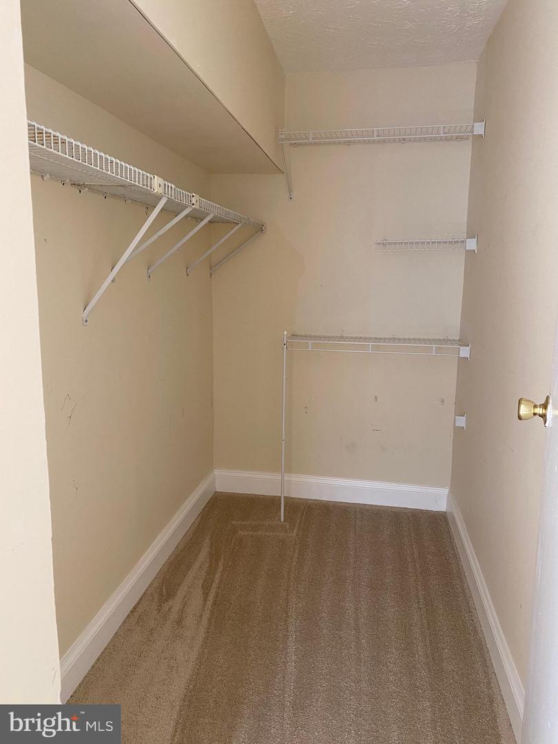 1666 Barnstead Dr Property Photo 43