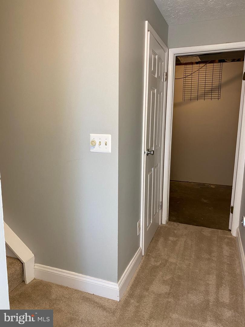 1666 Barnstead Dr Property Photo 44