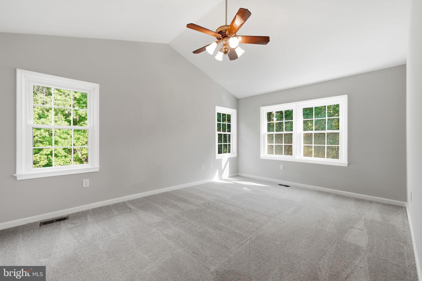 8108 Clifforest Dr Property Photo 18
