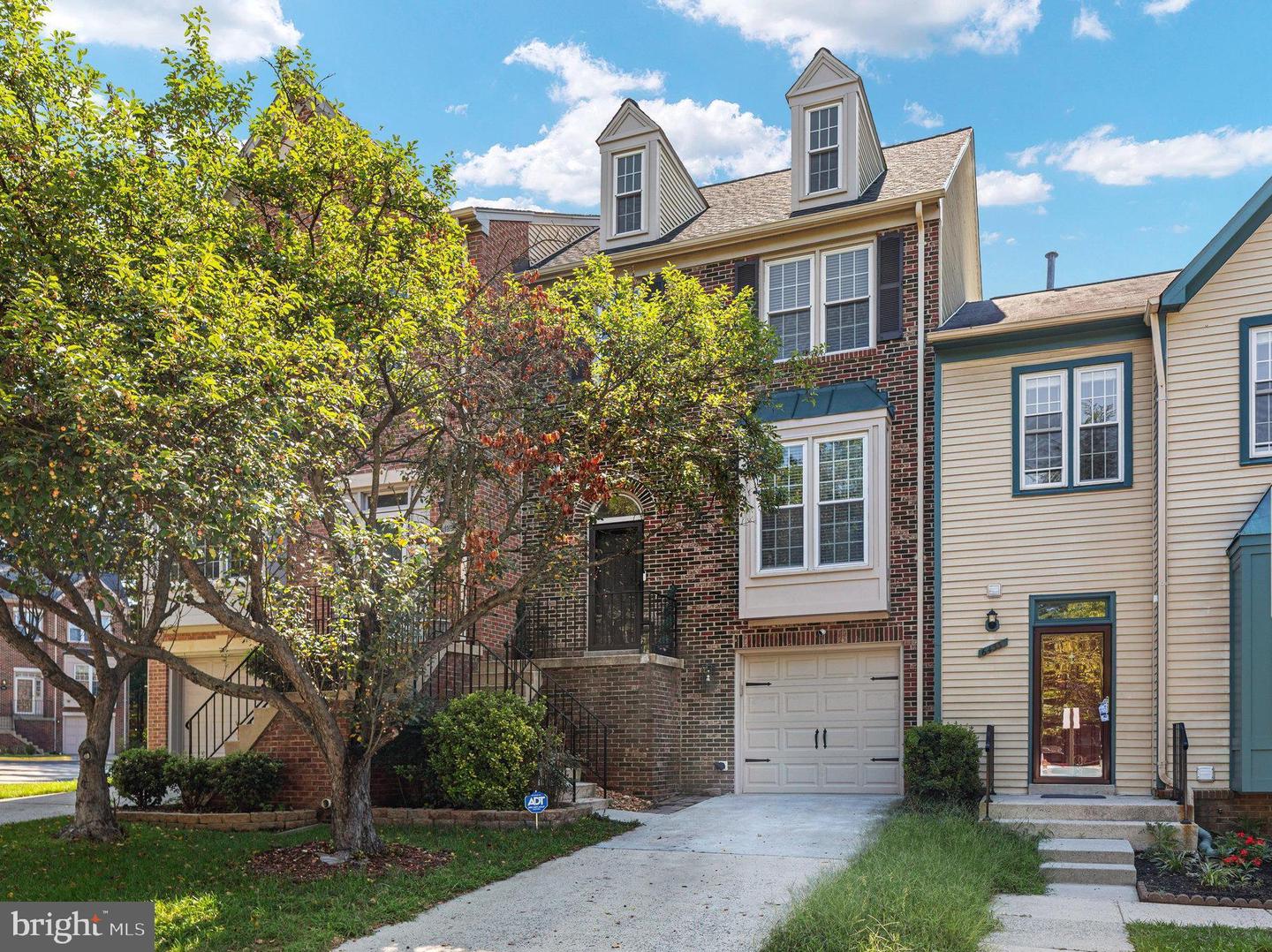 6431 English Ivy Ct Property Photo 1