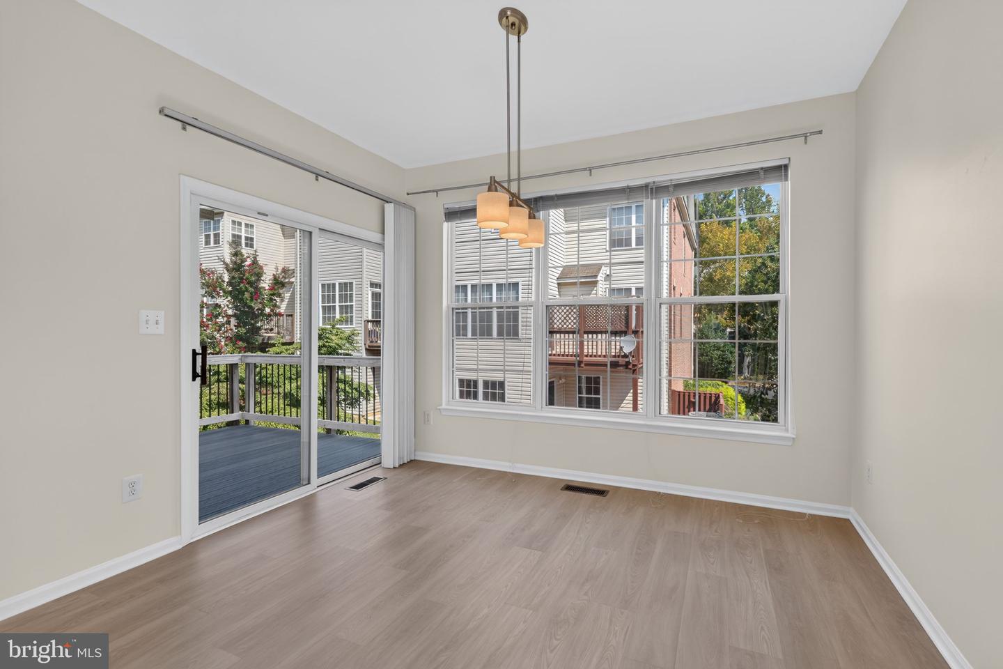 5300 Sandyford St Property Photo 10