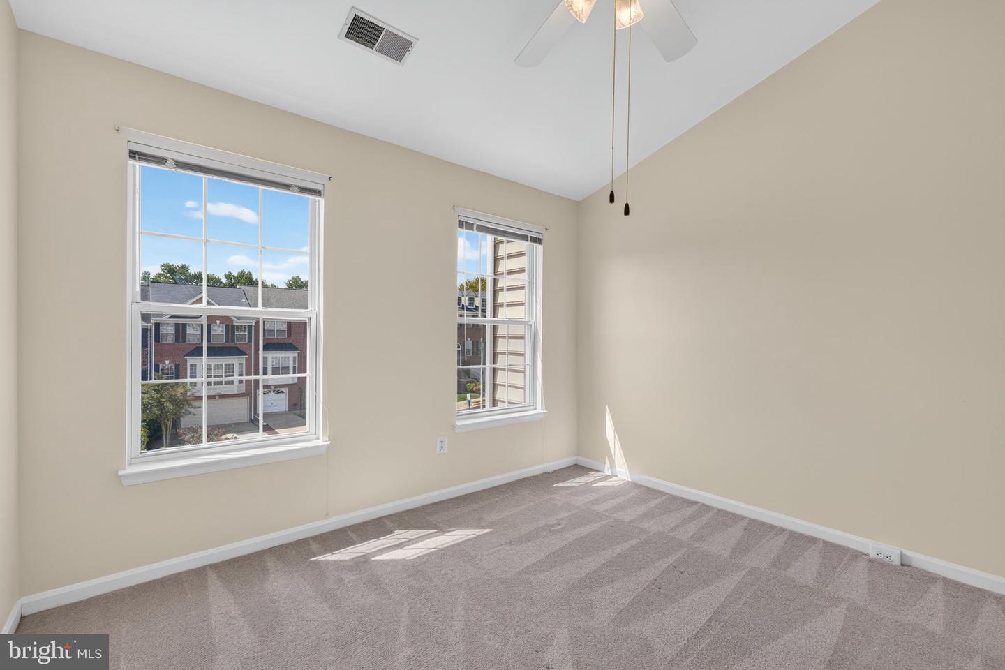 5300 Sandyford St Property Photo 22