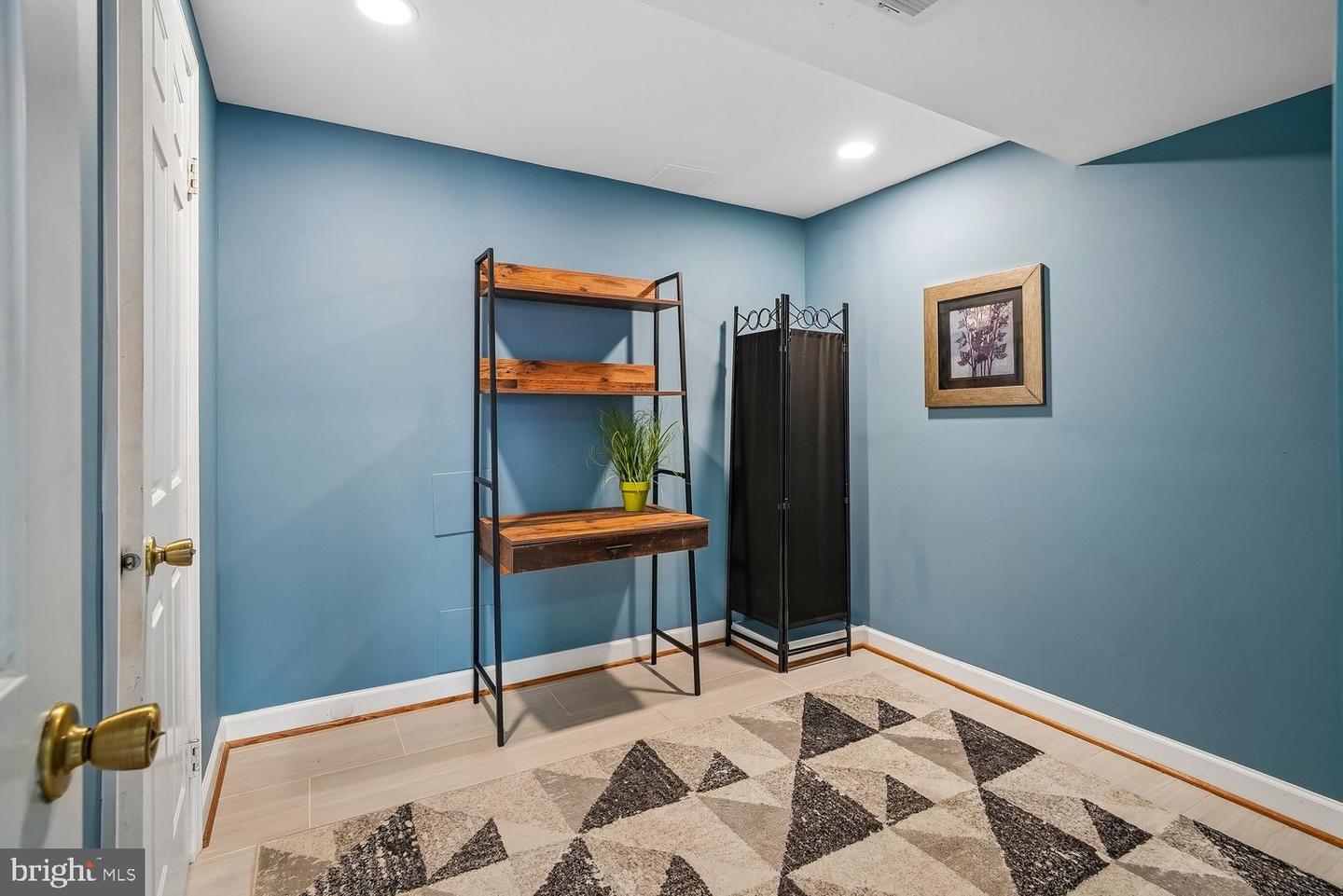 5572 Glasgow Woods Ct Property Photo 43